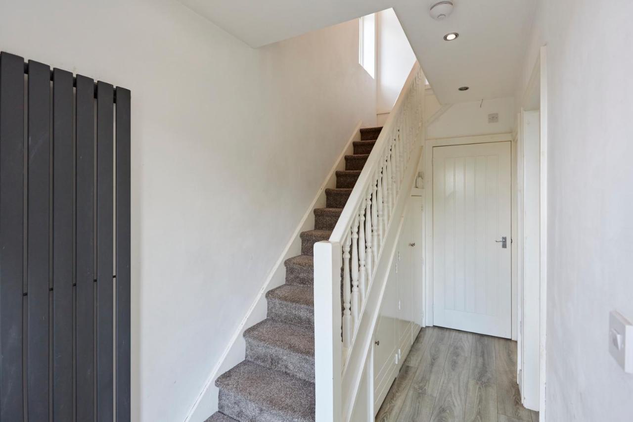 Spacious Home Close To City Centre Location Leeds  Eksteriør bilde