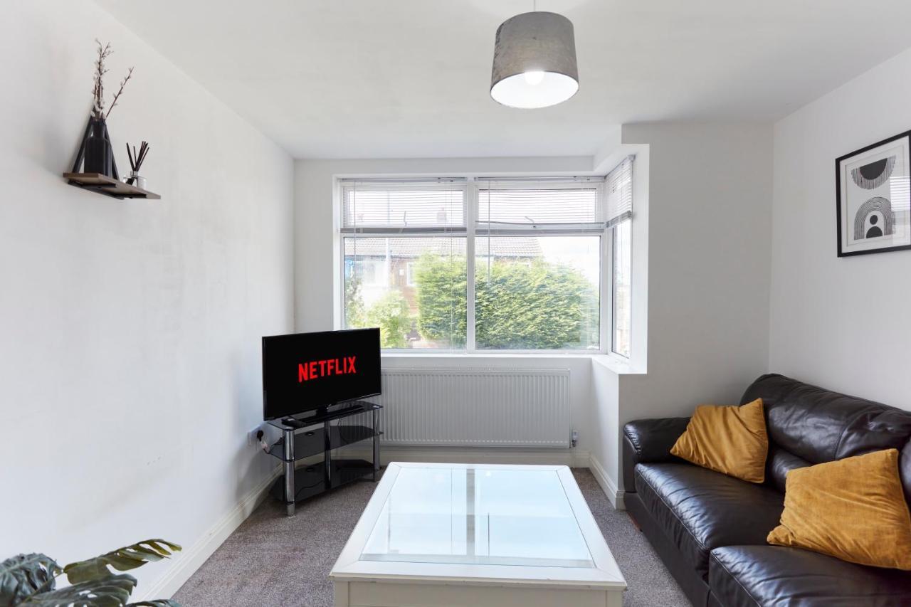 Spacious Home Close To City Centre Location Leeds  Eksteriør bilde